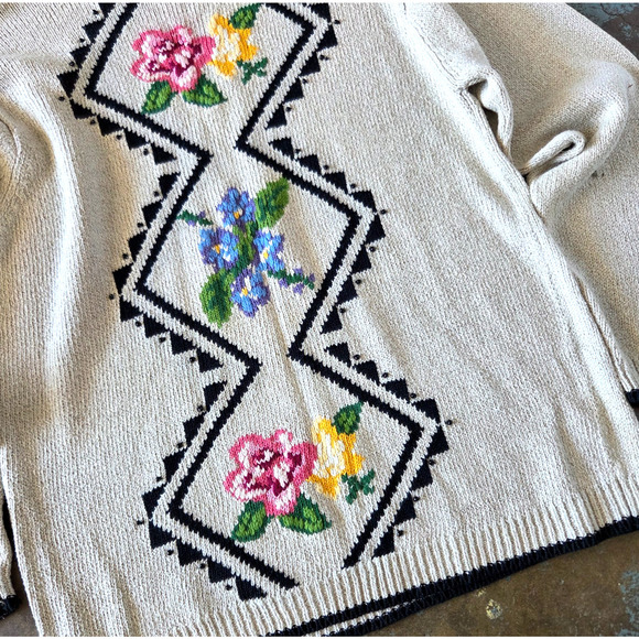 Vintage 90s Cottagecore Sweater Size M Floral Cotton Linen Blend Tan Coquette - Picture 3 of 7
